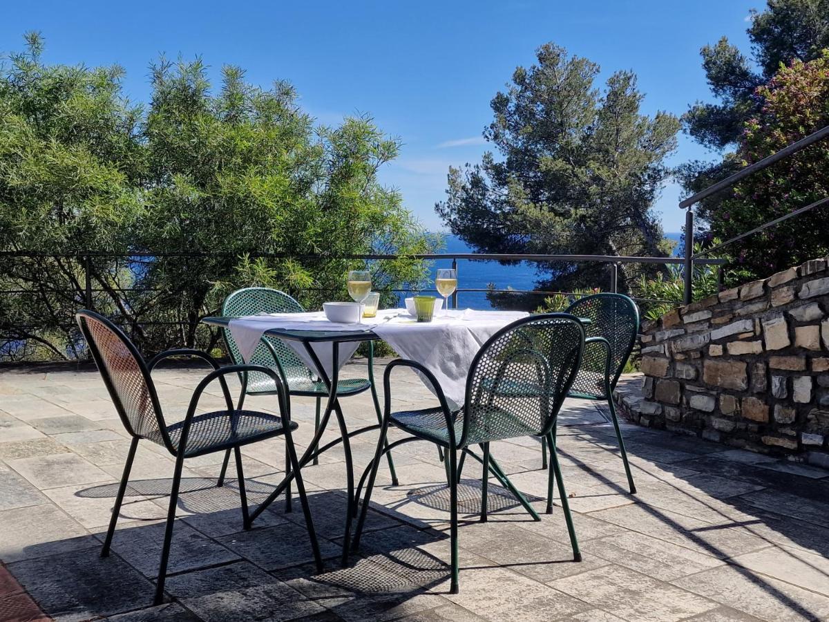 Appartamento In Villa Mimosa Cervo Bagian luar foto