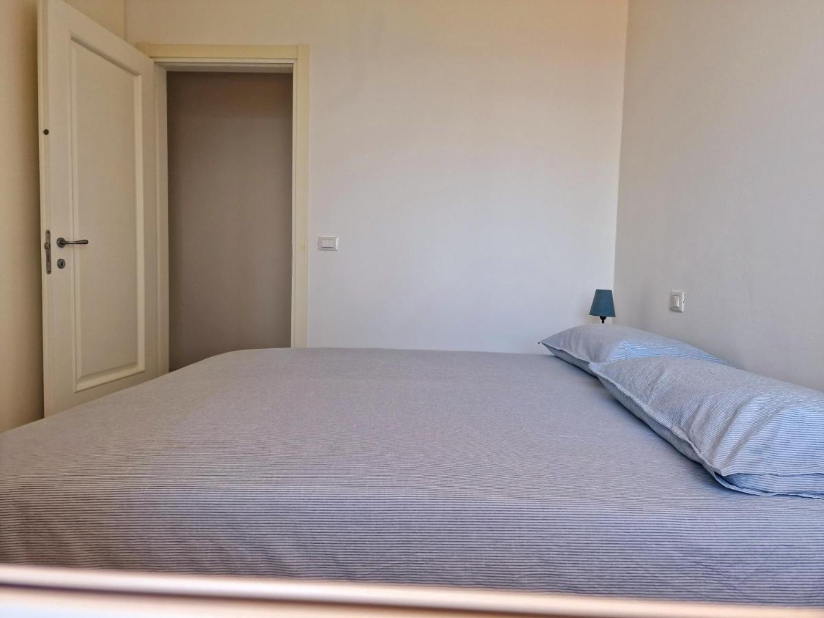 Appartamento In Villa Mimosa Cervo Bagian luar foto